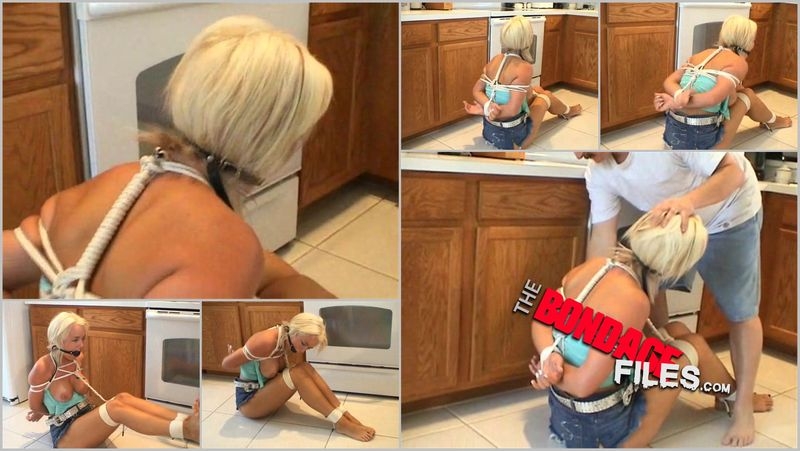 mandykitchen4 [2020, badmanvideos, strapon, bdsm, vibrator, 480p]