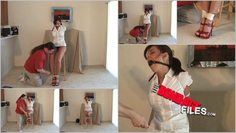 LolaLynnThePhotographer4 [2020, badmanvideos, bondage, dildo, bdsm, 480p]