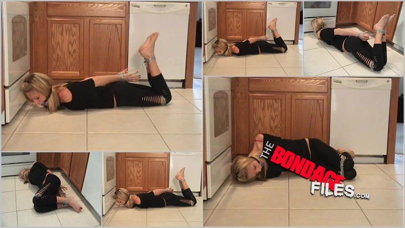 LexiChains3 [2020, badmanvideos, strapon, bdsm, vibrator, 480p]