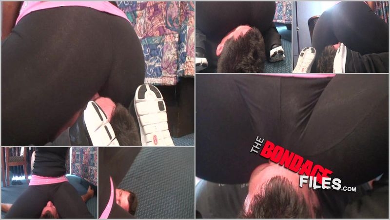 Alexis in tight pants [2020, FemdomArmy, Facesitting, smothering, pissing, 480p]