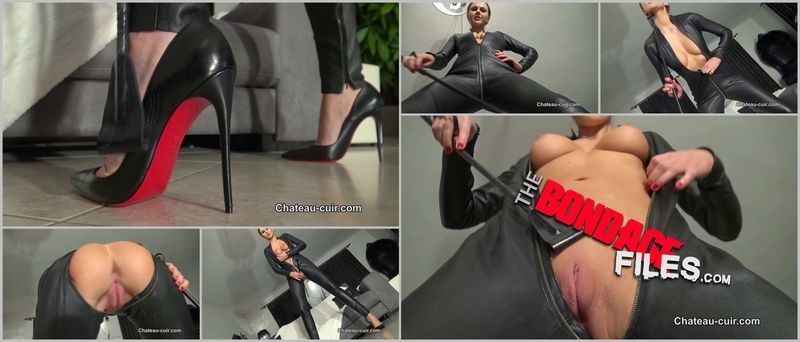 Sexy Mistress in tight catsuit [2020, Chateau-Cuir, Handjob, Femdom, Bootjob, SiteRip, 720p]