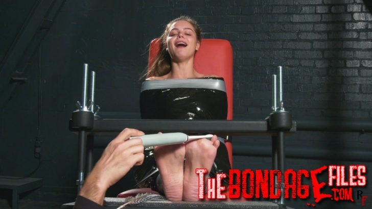 RFStudioProduction – Leya in Black Film Mummification – Bare Feet Tickling in Toe-Pressing Device