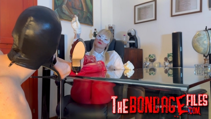 Gea Domina - Kneel At My Desk