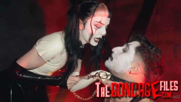 Mistress Kassy - Some Fun With My Pet