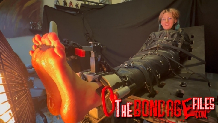 Fettish – The Roaster Coaster – Zori and Lee Von Lux