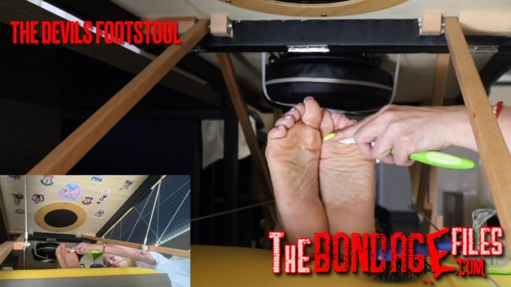 TheDevilsFootstool – Milking Table Monica Merlot + Goddess Rhonda-ff, TicklingFeet