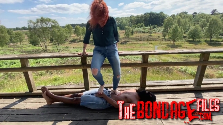 Sadistic Queens - Squishysax - Miss Katherine Kendal - Stomping Sweaty Feet-Foot Worship