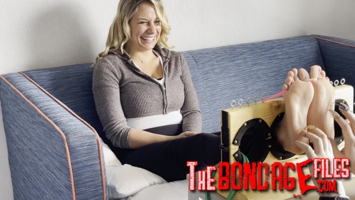 DevilsTicklishPlayground – A midsummer nightsmare (Marie Summers Ticklish Debut)-mf, TicklingFeet