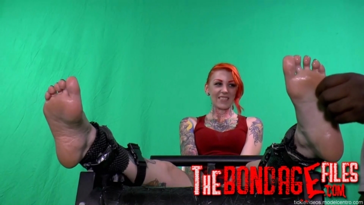 TickleHotness – Hot Feet Off The Street 23 – Part 1 – Ally Cat Chaos-mf, TicklingFeet