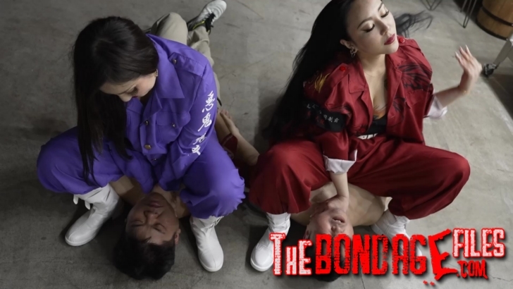 Faceslap Japan Super Hard - Cruel Smother By Two Evil Women-Fetish