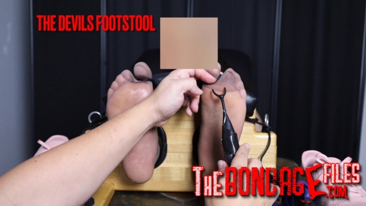 TheDevilsFootstool – Vivian Nylon Tickled in Stocks- mf, NylonFeet, TicklingFeet