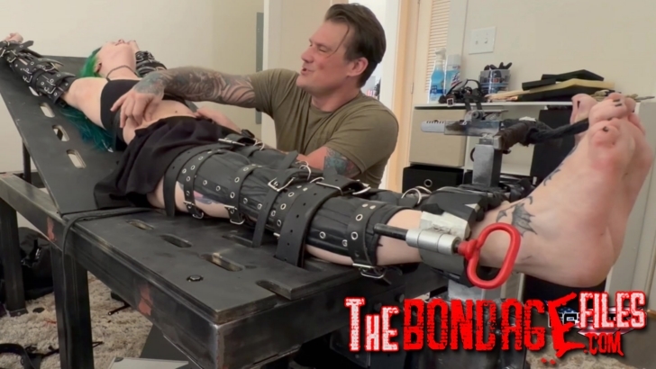 Fettish – The Terror Table – Kira- mf, TicklingUpperBody