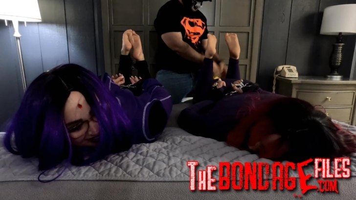 TicklePassion – Starfire and Raven from teen 18+ titans tried to stop me today- mff, TicklingFeet